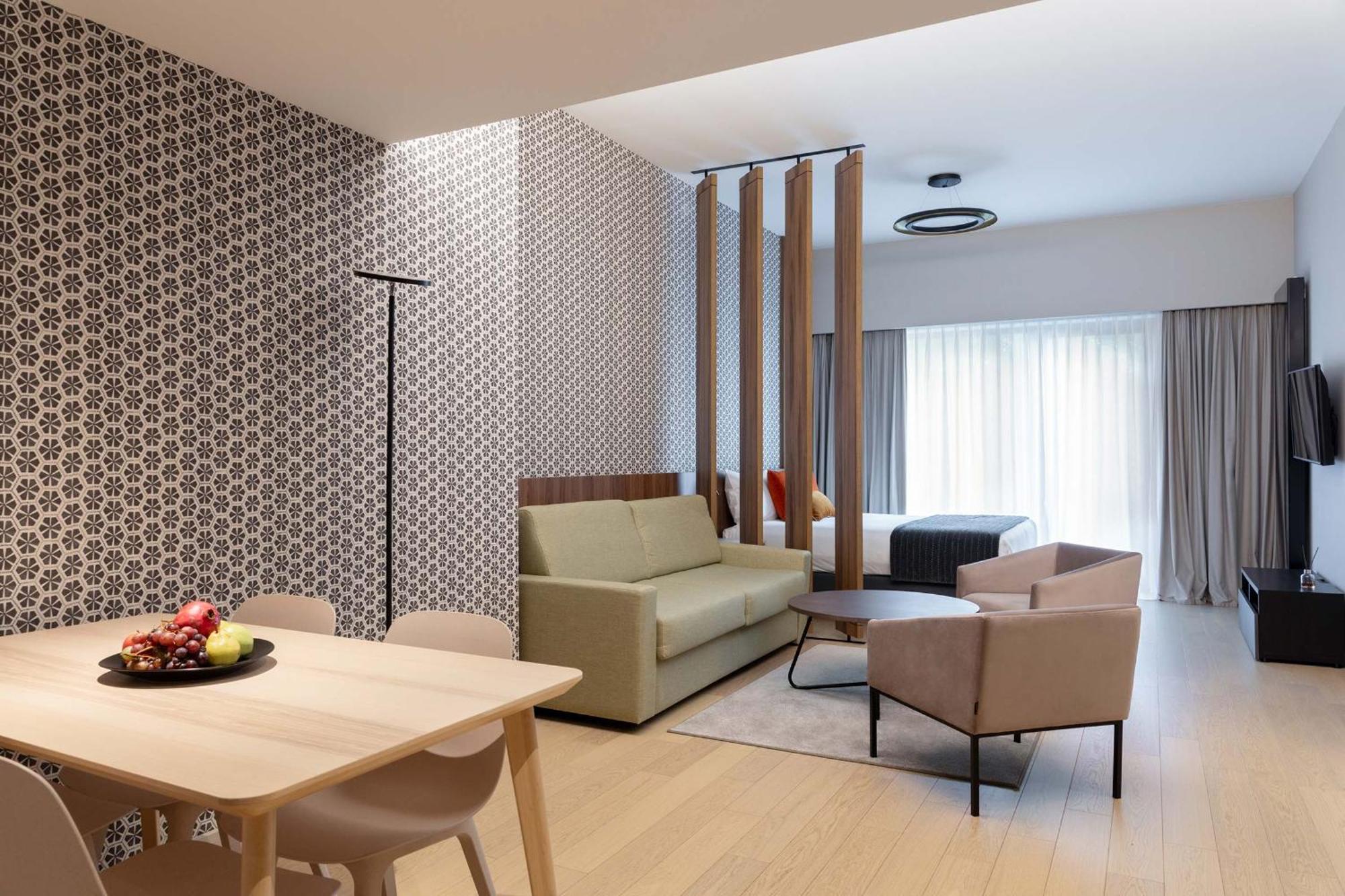 The Central Kirchberg - Smart Aparthotel Luxemburgo Exterior foto